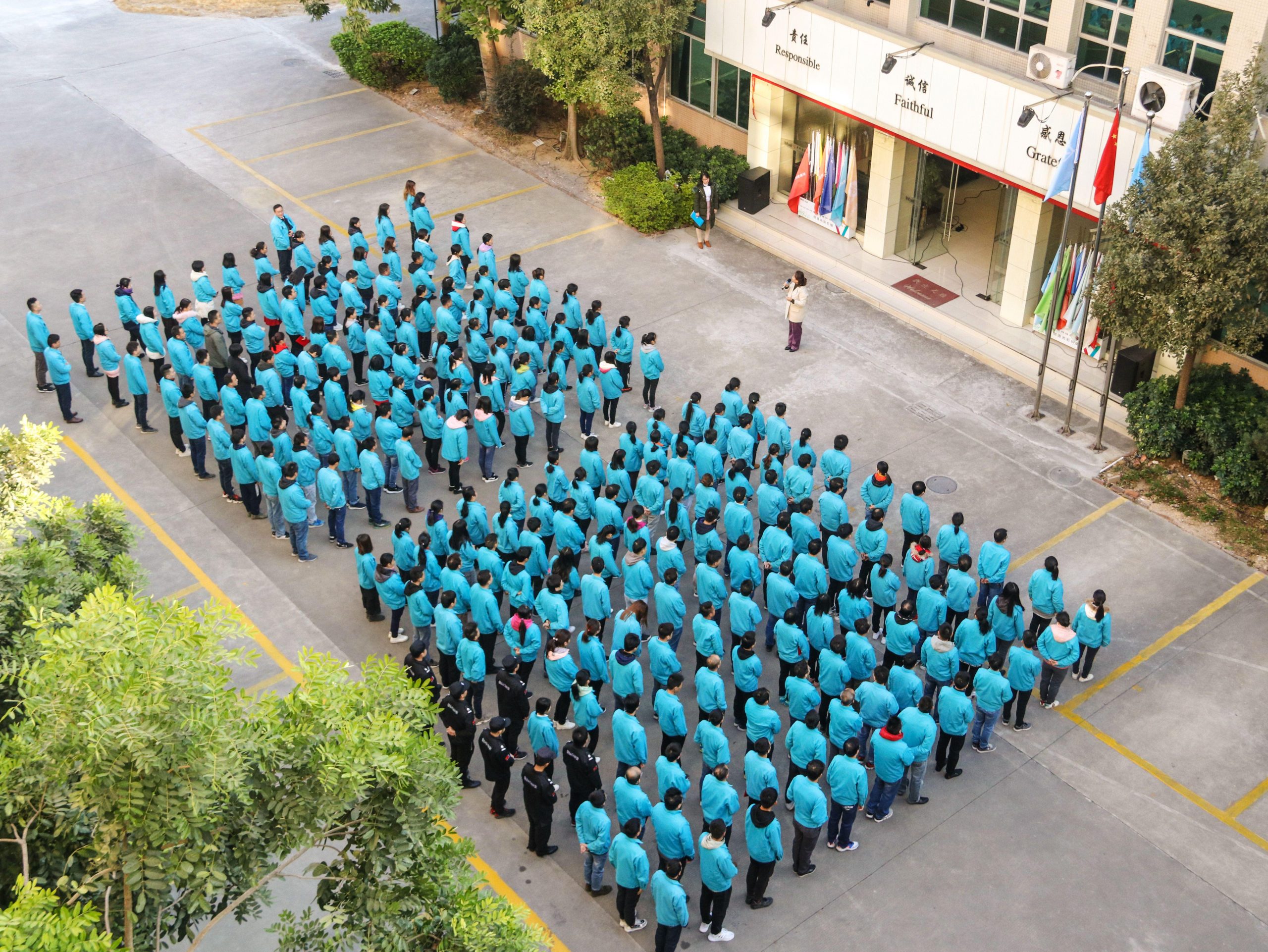 edca9126-954d-404a-90f6-05f093e1c6c0